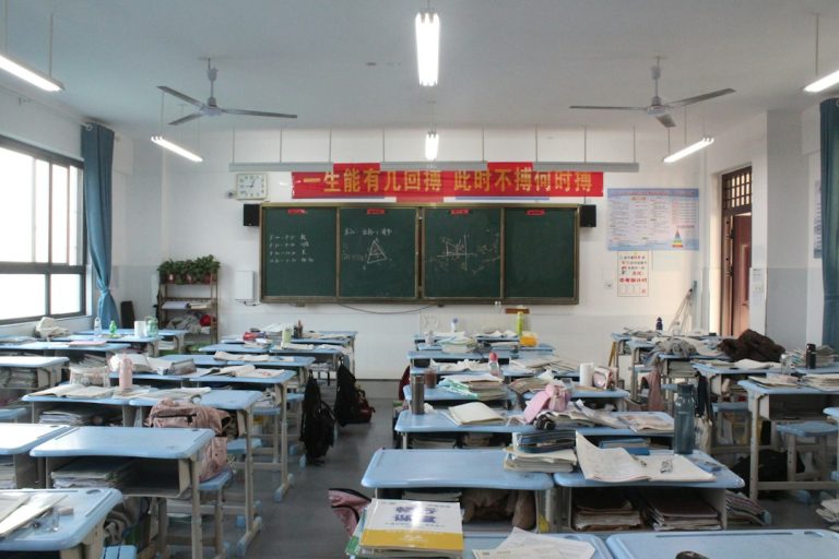 昆山教育本地服务参考：2026-10-25